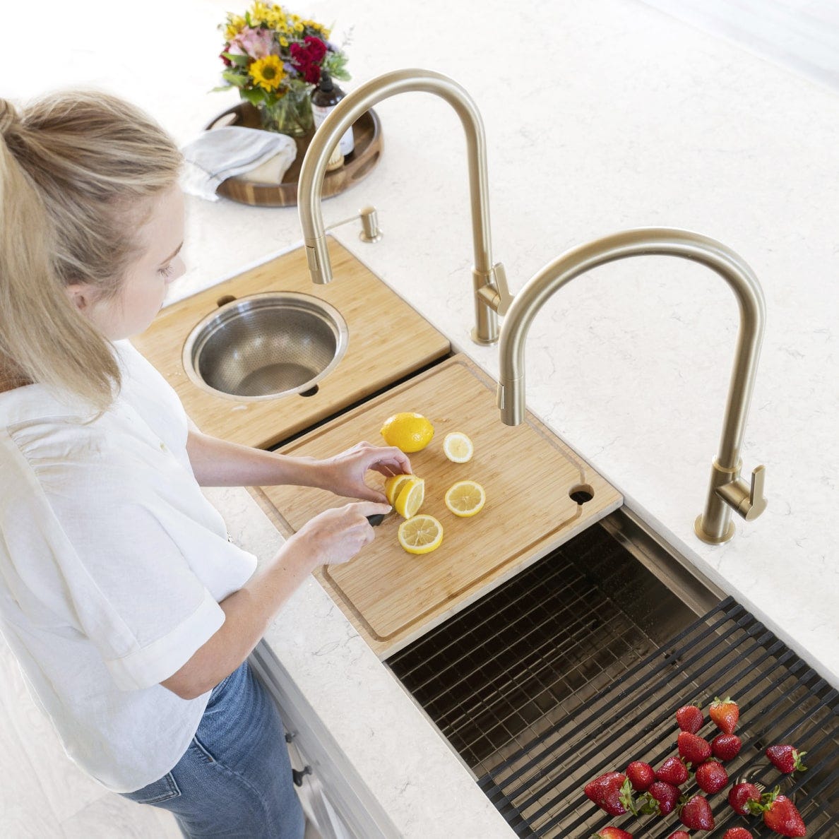 Kore™ Workstation Sink with Oletto™ Faucets in Spot Free Stainless Steel / KWU210-57