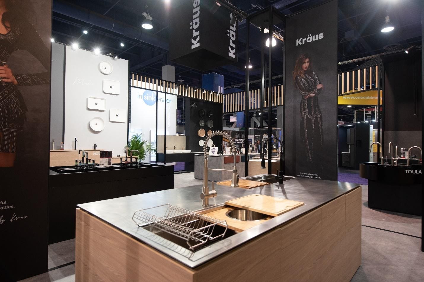 kraus-kbis-2020-booth-purita-filter-faucet-with-kore-workstation-sink