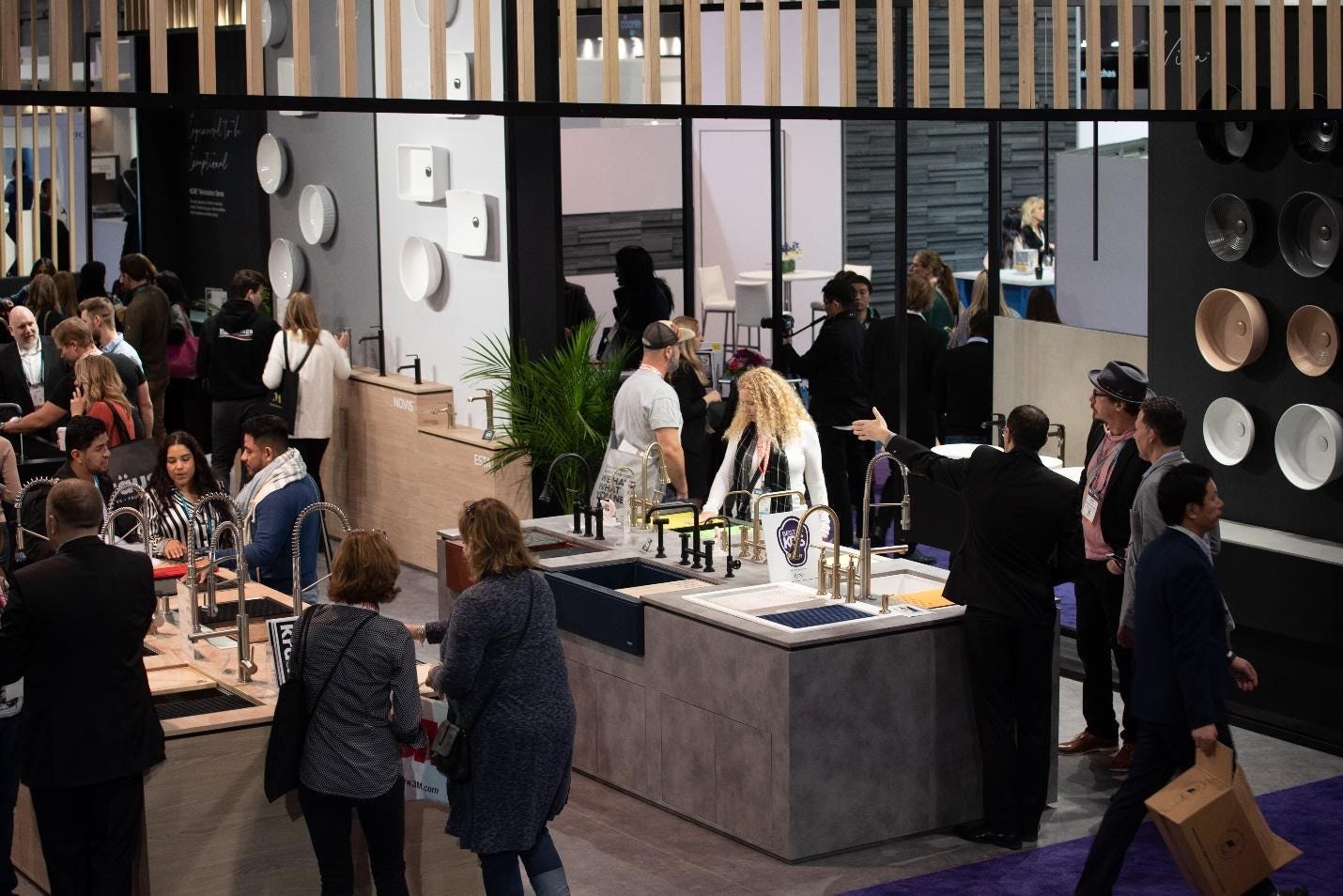 kraus-kbis-2020-displays-and-visitors